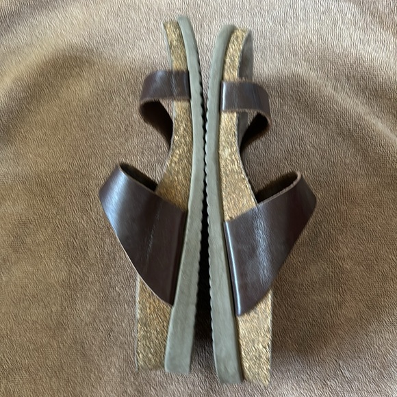 Women’s Mephisto Helen Plus sandals - Picture 2 of 7